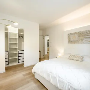 Elegant Apartment - Free Wifi, Private Parking & Air Conditioning Faenza